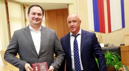 Гендиректор «ИнтерСтрой» стал Заслуженным строителем Крыма 