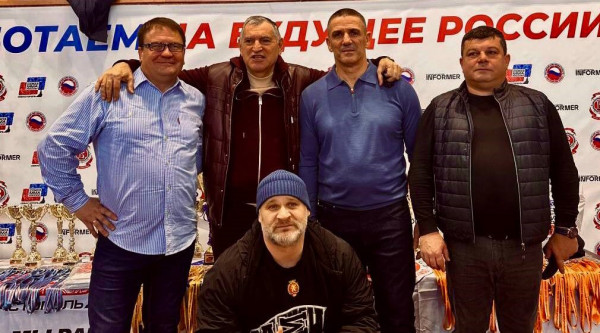 «Планируется проводить ежегодно». Сильнейшие бойцы из восьми регионов России встретились в Севастополе