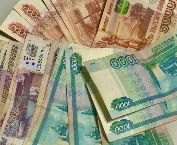 Сколько россиян довольны своей зарплатой?