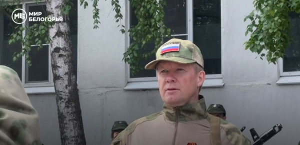 &laquo;Сложное время&raquo;. Бывший вице-губернатор Севастополя взял в руки автомат 
