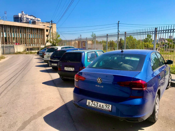 Стало известно, сколько автомобилей эвакуировано в Севастополе за полгода 