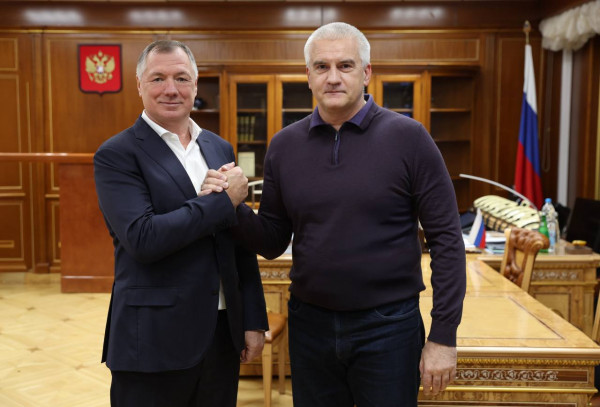  рабочая встреча между главой Республики Крым Сергеем Аксёновым и заместителем председателя Правительства Российской Федерации Маратом Хуснуллиным.