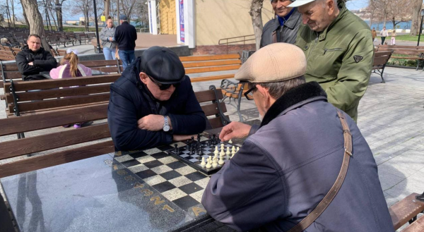 Семь тысяч рублей разницы: севастопольские пенсионеры спорят о справедливости, а мошенники &mdash; о лёгких деньгах