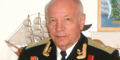 Кому живётся хорошо и весело нынче
