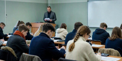 Олимпиадники против отличников: почему высокие баллы ЕГЭ перестали быть гарантией бюджета