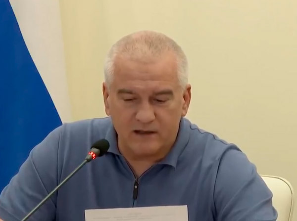 Глава Крыма раскритиковал работу муниципалитетов с обращениями граждан